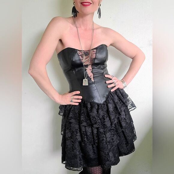 The Black Swan Iconic 1980s Leather + Lace Dress XS - Picture 6 of 16